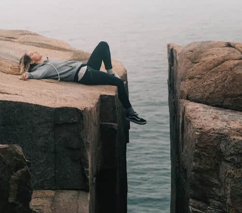 3. Closing Down in Relationships