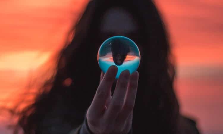 10 Mindfulness Journal Prompts to Boost Self-Awareness