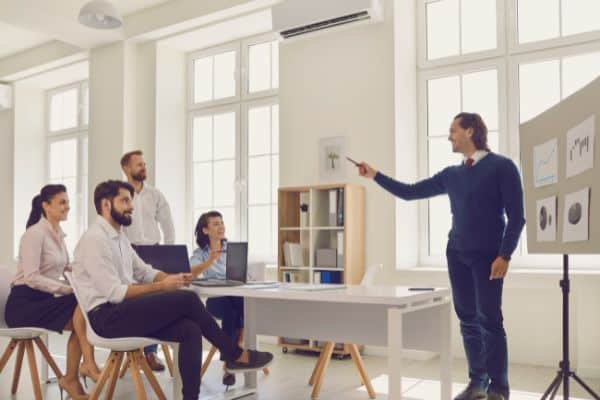 Are you a manager or a leader? Are you a manager or a leader?