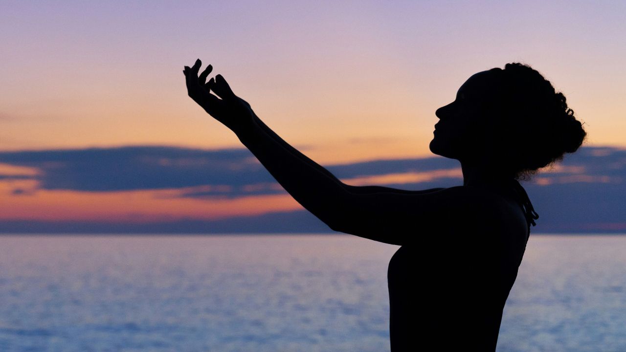 Healing 60 Healing Quotes that Inspire: A Journey to Inner Peace